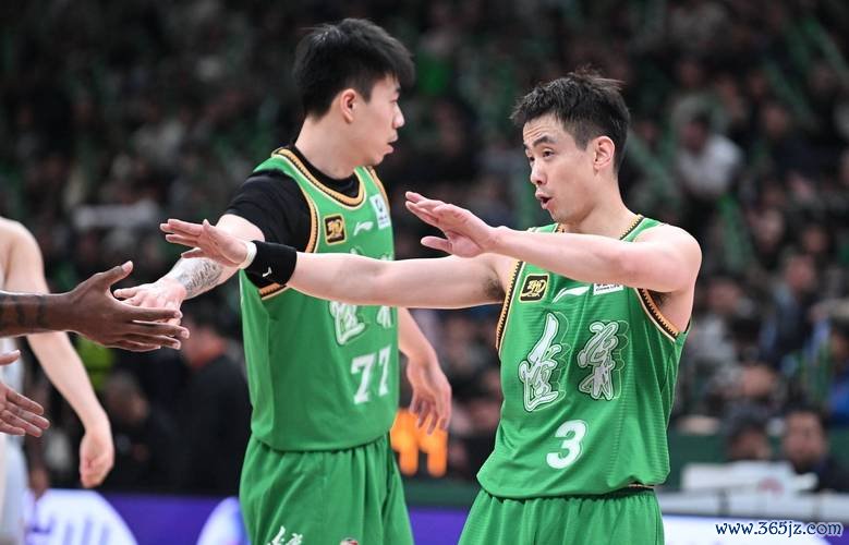 辽宁力克新疆 张镇麟21分赵继伟12+13 阿不都贡献17分