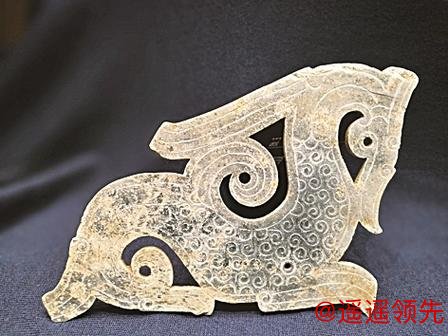 西汉夔龙形玉佩：镌刻地理密码